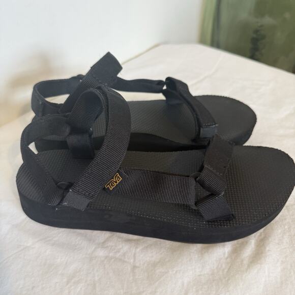 Teva Midform Universal sandals in black Size 9 Adjustable & Versatile Outdoor - Picture 3 of 9